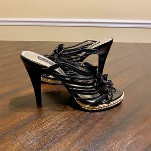 White House Black Market Izzie Heels Size 9